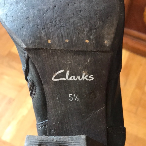 Clarks Womens heeled boots - Picture 5 of 6